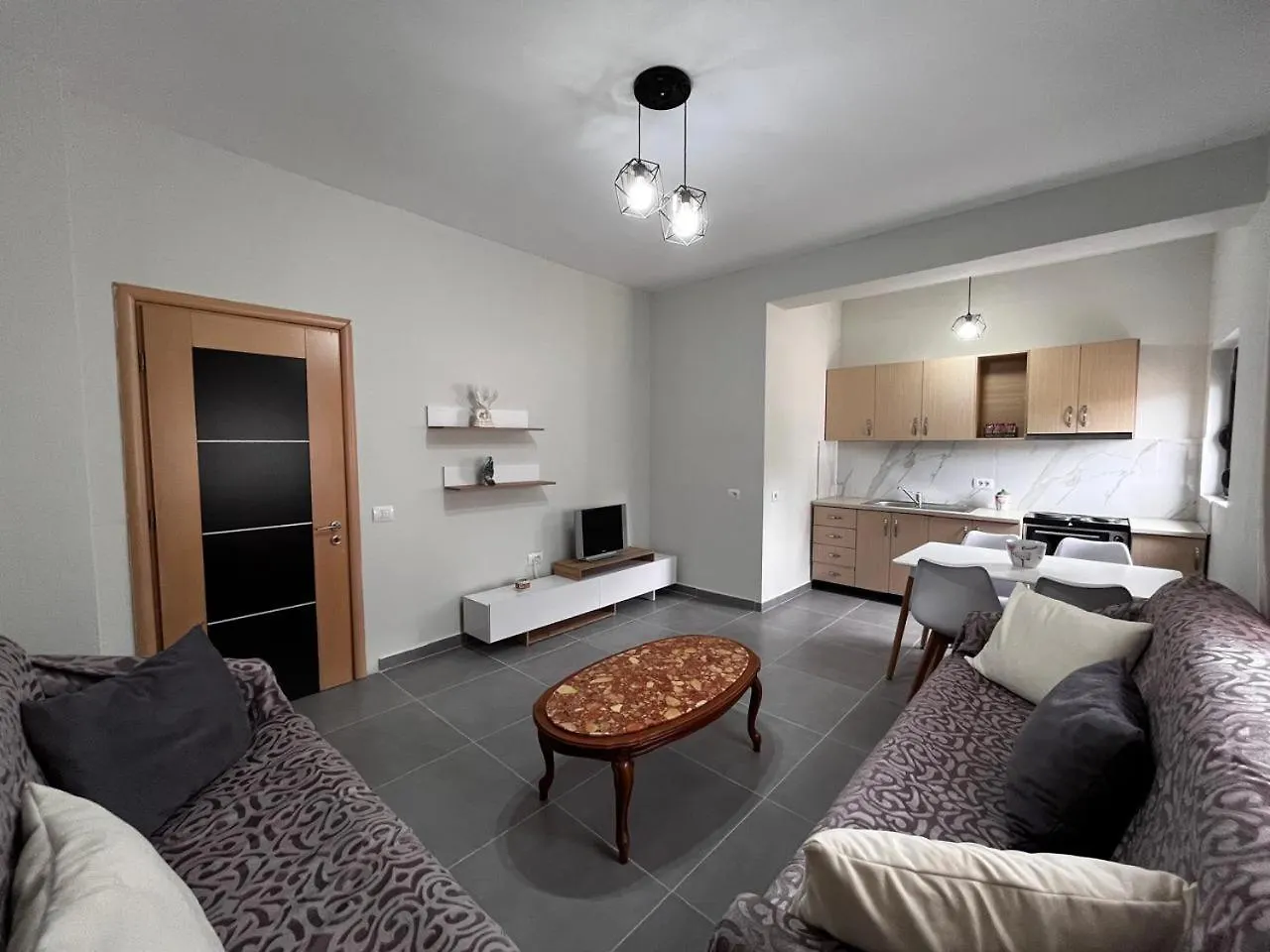 Selda Apartments Saranda 0*, Саранда